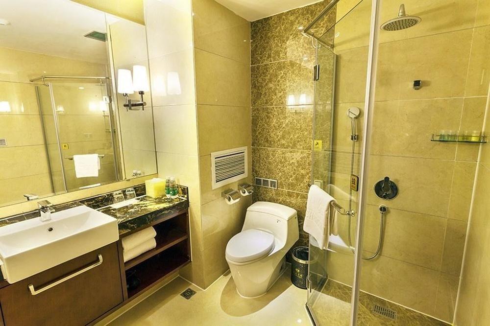 Chengdu Taicheng Hotel Exterior photo